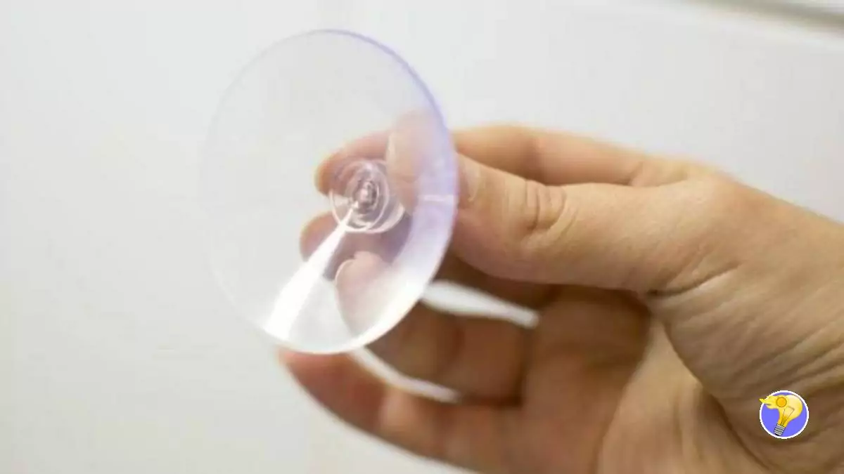 Le Truc Pour Faire Tenir les Ventouses Dans Votre Salle de Bain